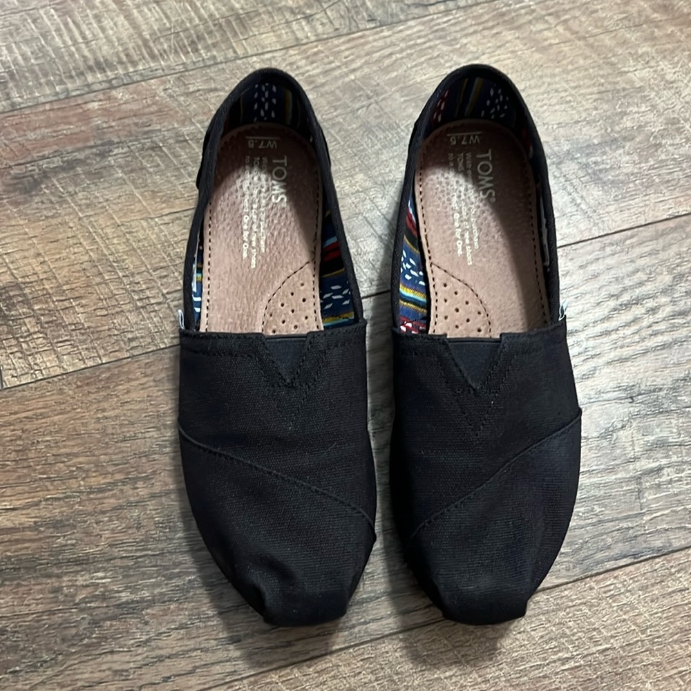 Toms Alpargata shoes, black, size 7.5 Women’s